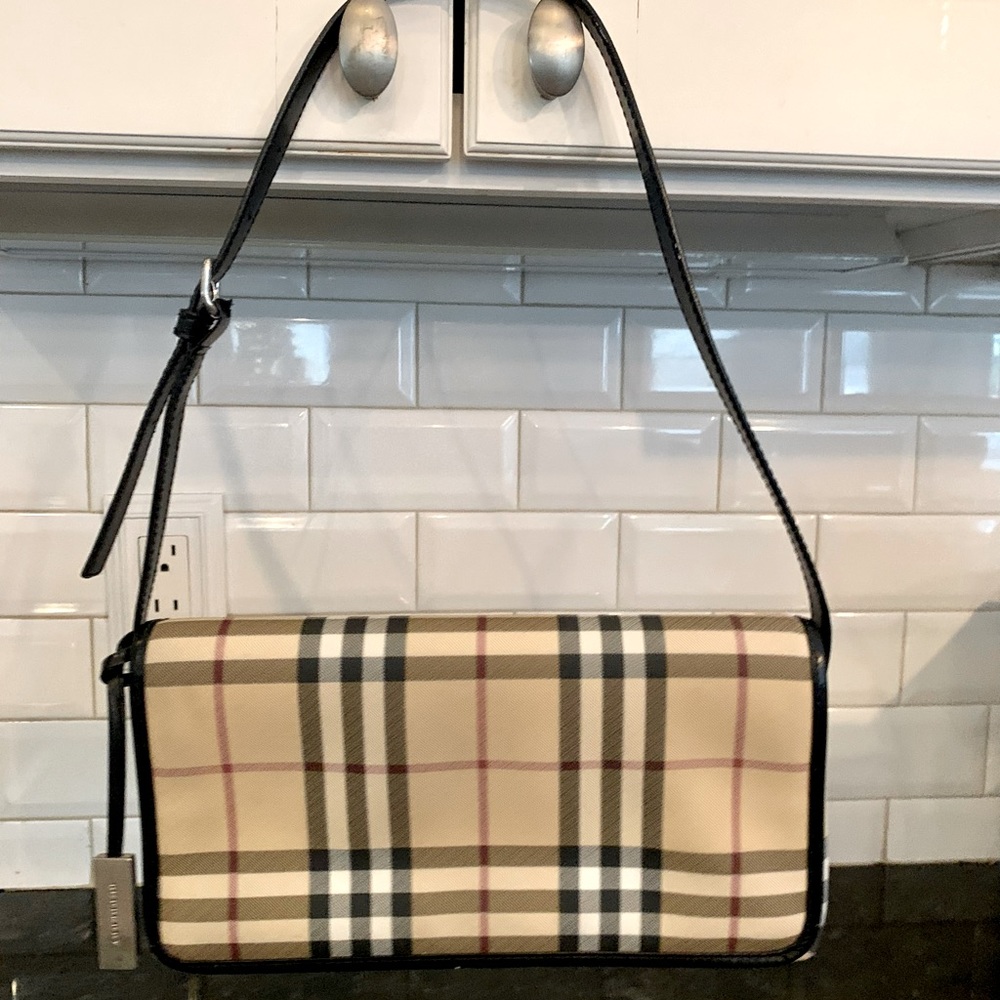 Burberry nova check purse. Great condition